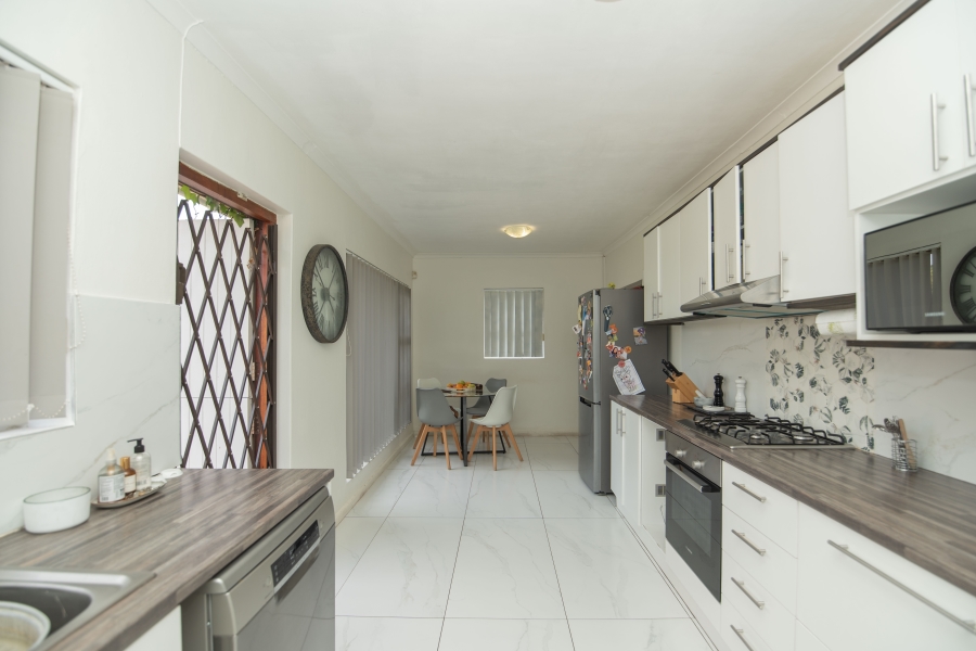 3 Bedroom Property for Sale in Sherwood Eastern Cape